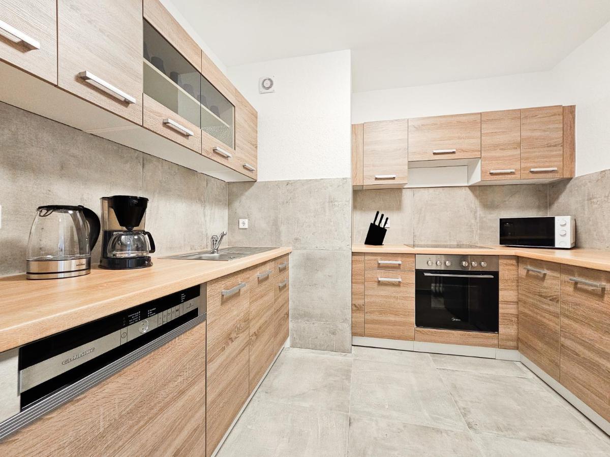Raj Living - 2 Or 3 - 15 Min Zur Messe Dus & 10 Min Old Town Dus Apartment Düsseldorf
